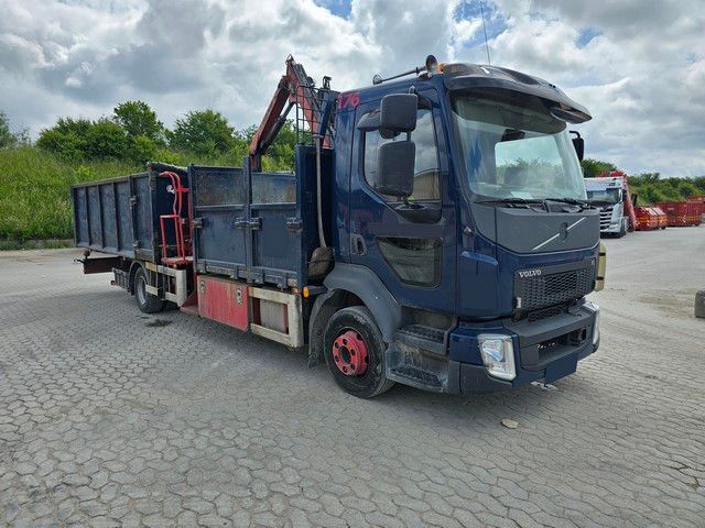 Fahrzeugabbildung Volvo FL 12 210 Kran mit Kipper, Euro 6, Diesel