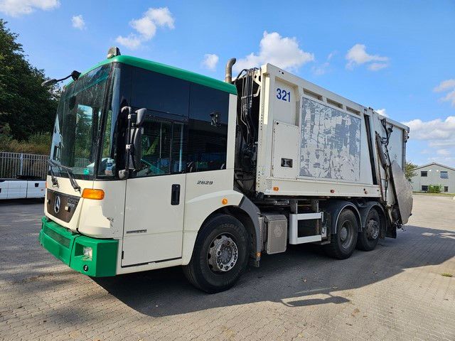 Fahrzeugabbildung Mercedes-Benz 2629 Econic, Faun, 2 Kammern, Liftachse