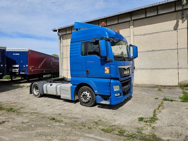 Fahrzeugabbildung MAN 18.440 TGX LL, Retarder, 2 Tanks, Euro 6