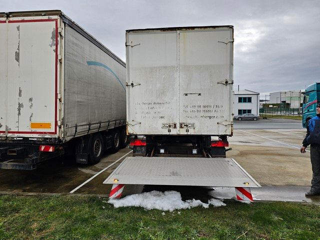 Fahrzeugabbildung Ackermann Möbelkoffer gepolstert, Ladebordwand + Portaltür