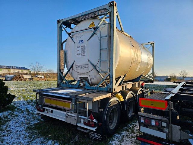 Fahrzeugabbildung Vanhool Tnakchassis mit Tankcontainer