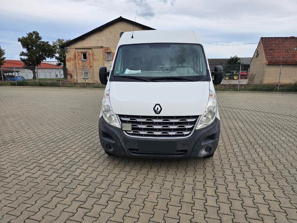 Fahrzeugabbildung Renault Master 4.500 Kg lang & hoch, AHK, 150 PS