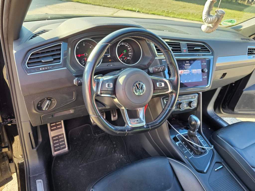 Fahrzeugabbildung Volkswagen Tiguan 2.0 TDI SCR DSG