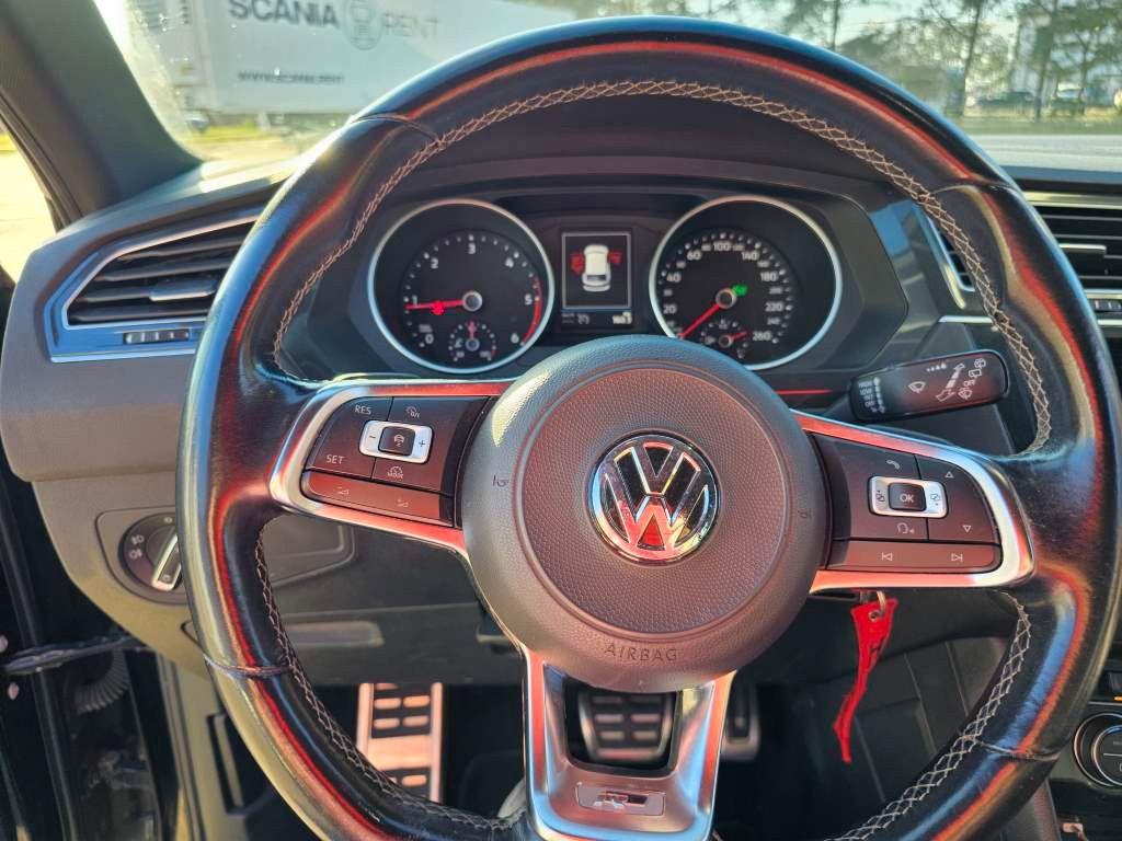 Fahrzeugabbildung Volkswagen Tiguan 2.0 TDI SCR DSG