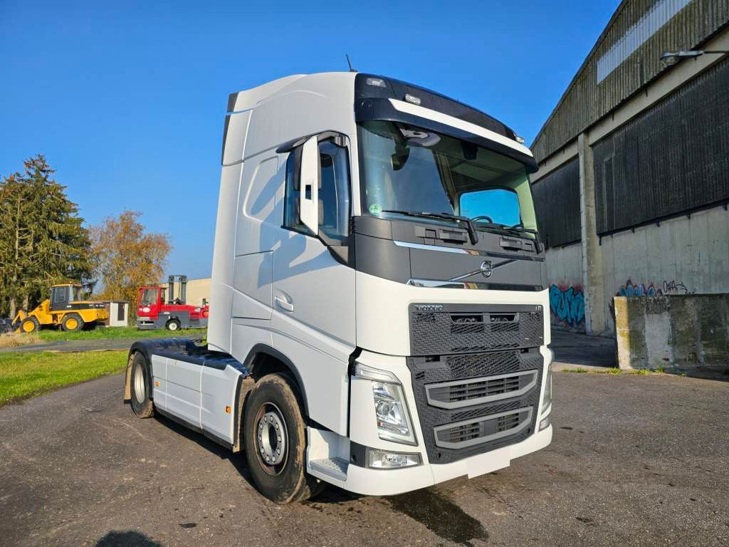 Fahrzeugabbildung Volvo FH 500 Globe, 2 Kreis-Hydr., Vollsp.,Vollwartung