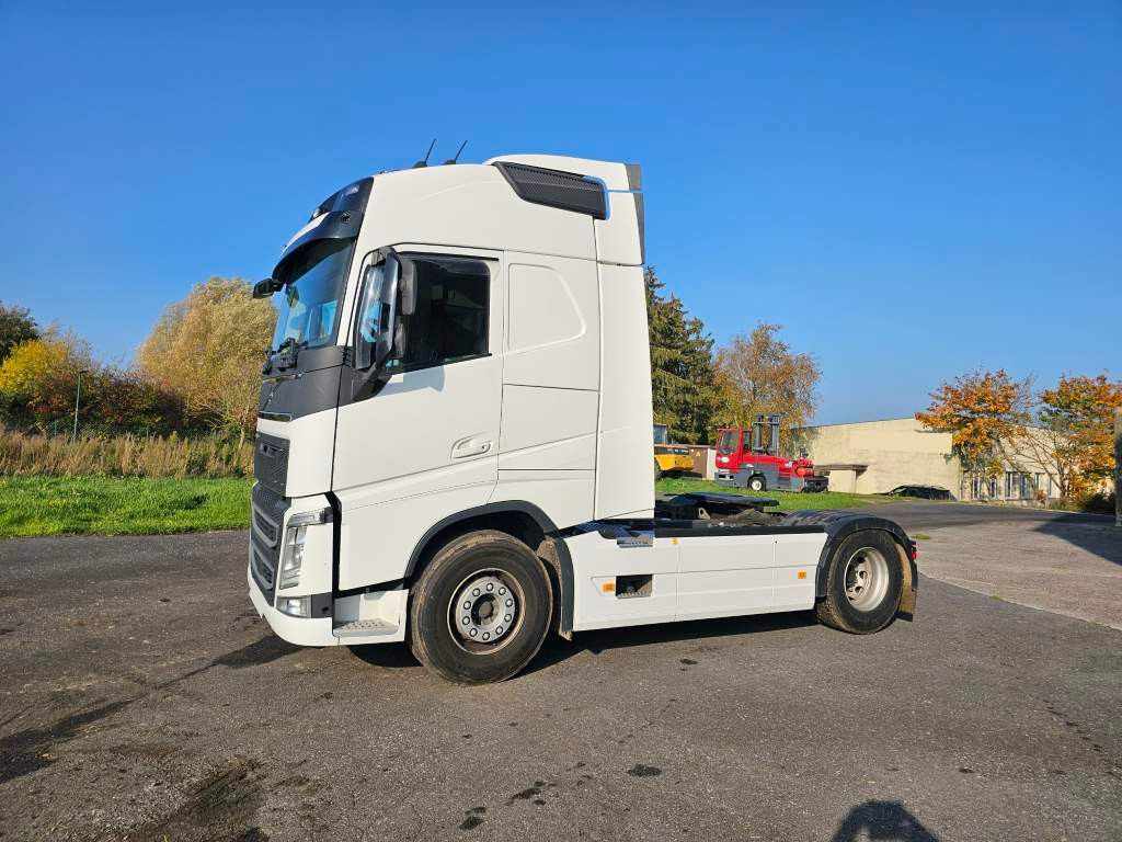 Fahrzeugabbildung Volvo FH 500 Globe, 2 Kreis-Hydr., Vollsp.,Vollwartung