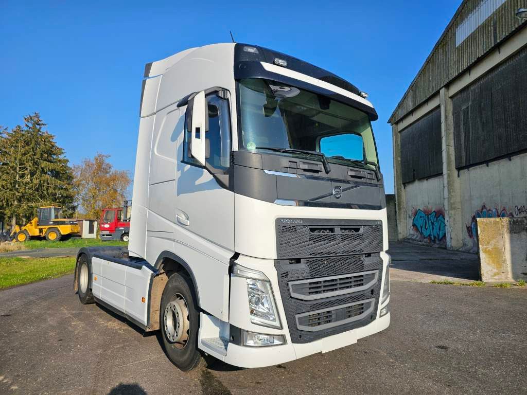 Fahrzeugabbildung Volvo FH 500 Globe, 2 Kreis-Hydr.,VEB+, Vollwartung