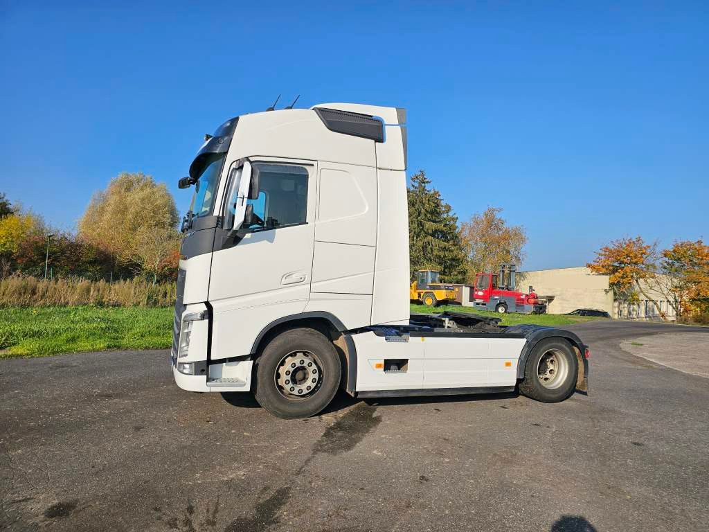 Fahrzeugabbildung Volvo FH 500 Globe, 2 Kreis-Hydr.,VEB+, Vollwartung