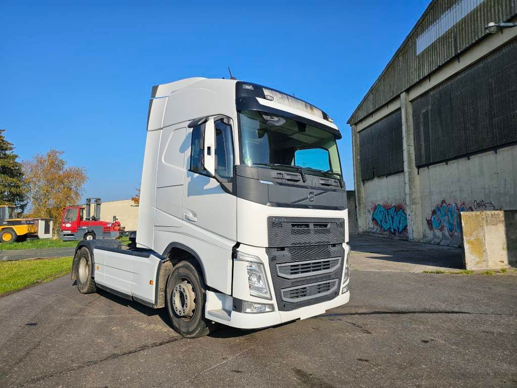 Fahrzeugabbildung Volvo FH 500 Globe, Vollwartung, 2-Kreis-Hydr., Euro 6