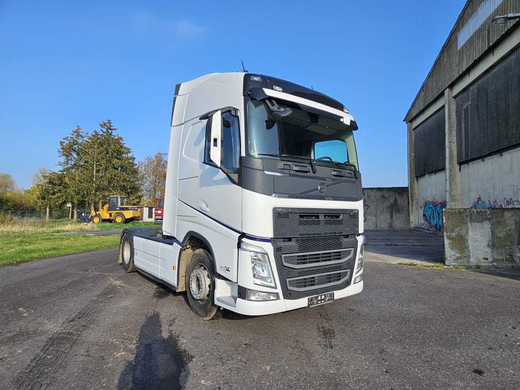 Fahrzeugabbildung Volvo FH 4500 Globe, 2 Kreis Hydr., Standklima, VEB+