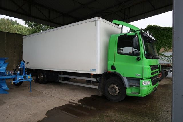 Fahrzeugabbildung DAF CF 300, 19 to, Koffer 7.300 mm, Türen + Ladebord