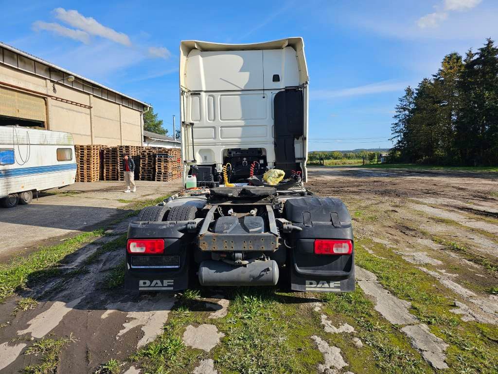 Fahrzeugabbildung DAF XF 460 SSC mit 2 Kreishydraulik, Euro 6, Unfall