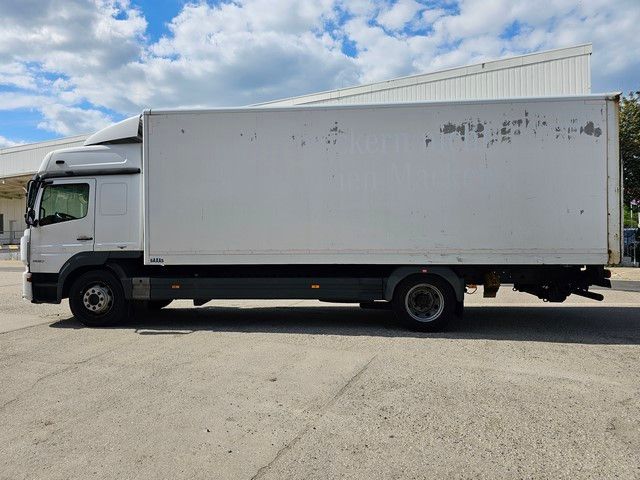 Fahrzeugabbildung Mercedes-Benz 1530 Koffer, LBW, 2 x Bett, Klima