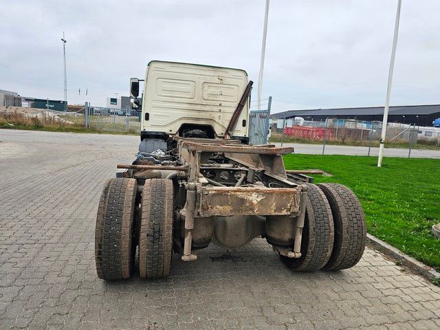 Fahrzeugabbildung Mercedes-Benz 1527 Fahrgestell, Euro 6