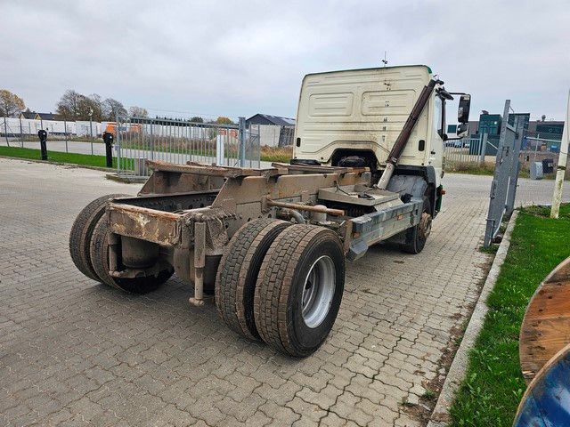 Fahrzeugabbildung Mercedes-Benz 1527 Fahrgestell, Euro 6