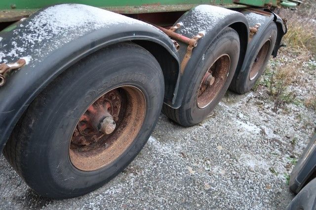 Fahrzeugabbildung Andere Köhler 30" Kippsilo mit sep. Motor,Blattfederung