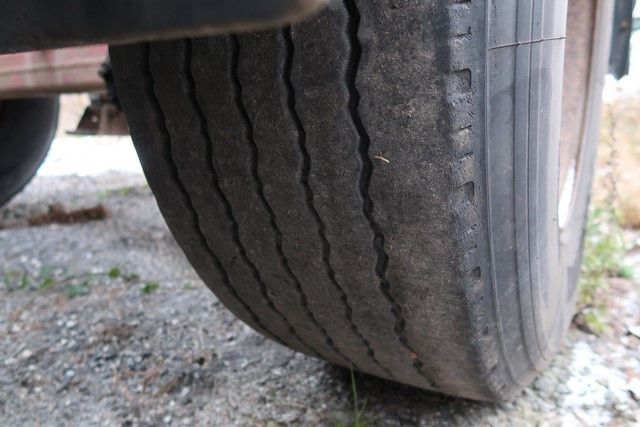 Fahrzeugabbildung Andere Köhler 30" Kippsilo mit sep. Motor,Blattfederung