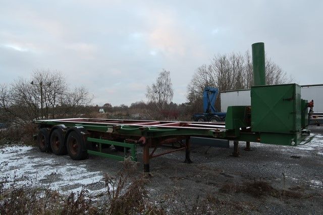 Fahrzeugabbildung Andere Köhler 30" Kippsilo mit sep. Motor,Blattfederung