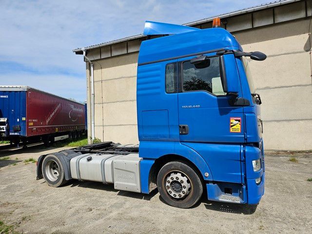 Fahrzeugabbildung MAN 18.440 TGX LL, Retarder, 2 Tanks, Euro 6