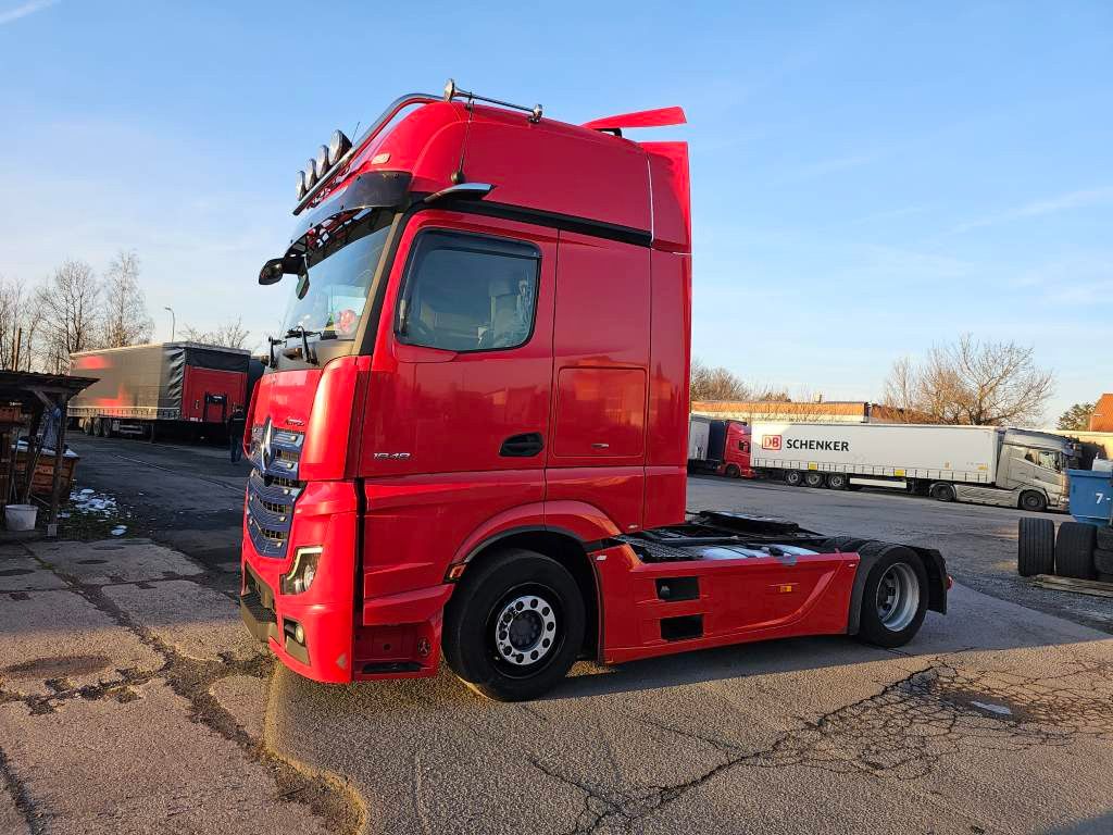 Fahrzeugabbildung Mercedes-Benz 1848 LL Giga Space, full option, german truck!