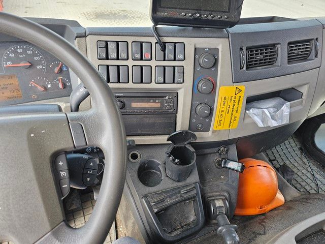 Fahrzeugabbildung Volvo FL 12 210 Kran mit Kipper, Euro 6, Diesel