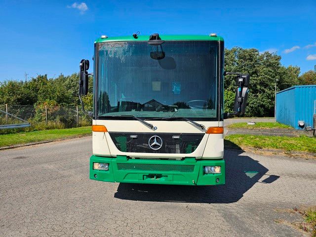 Fahrzeugabbildung Mercedes-Benz 2629  1 Kammer 21 cbm Phönix