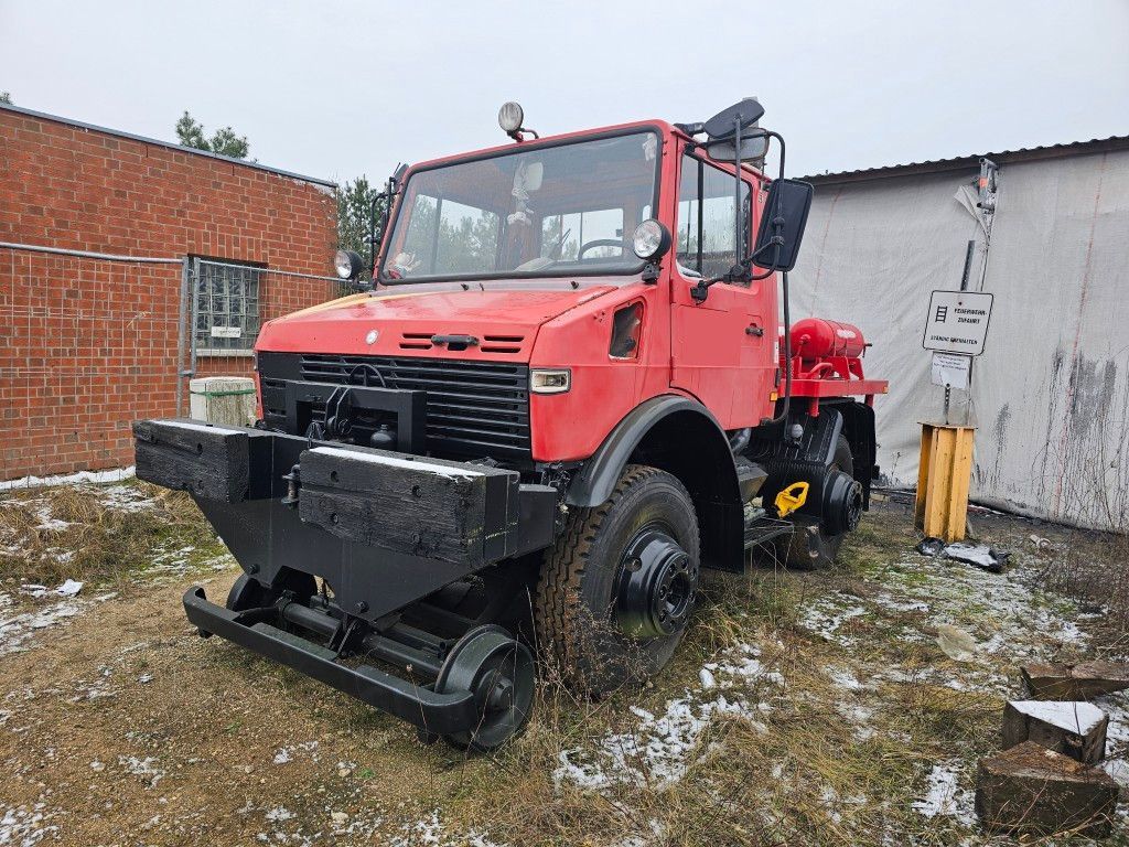 Unimog 1600/ 427/12, Bahnzugmaschine- 2 Wege -