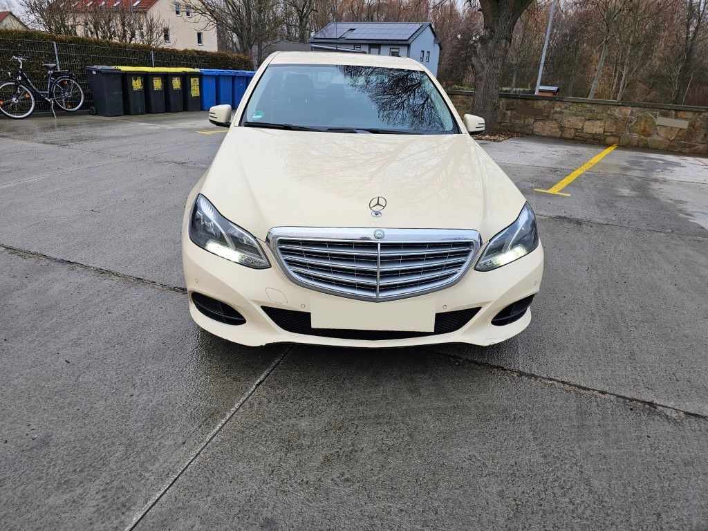 Fahrzeugabbildung Mercedes-Benz E 200 BlueTEC