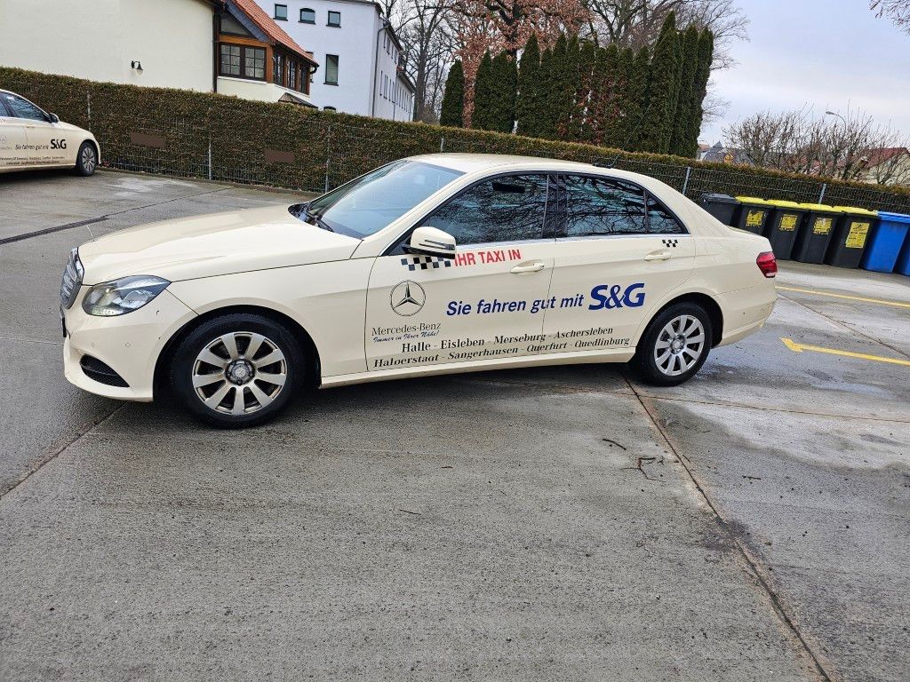 Fahrzeugabbildung Mercedes-Benz E 200 BlueTEC