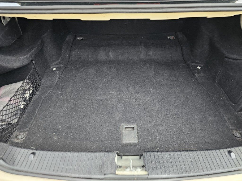 Fahrzeugabbildung Mercedes-Benz E 200 BlueTEC