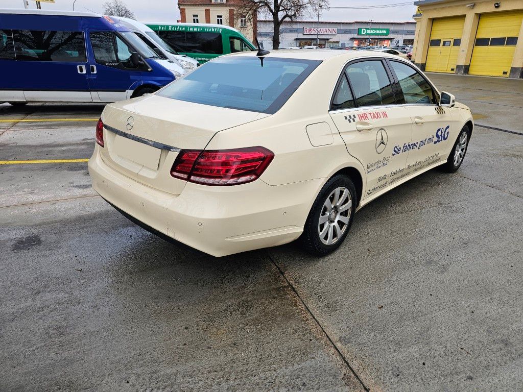 Fahrzeugabbildung Mercedes-Benz E 200 BlueTEC