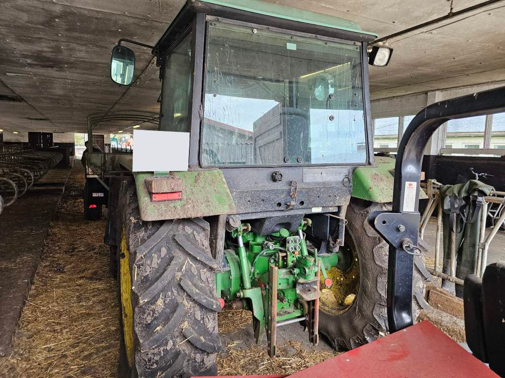 Fahrzeugabbildung John Deere 2850 AS 4x4