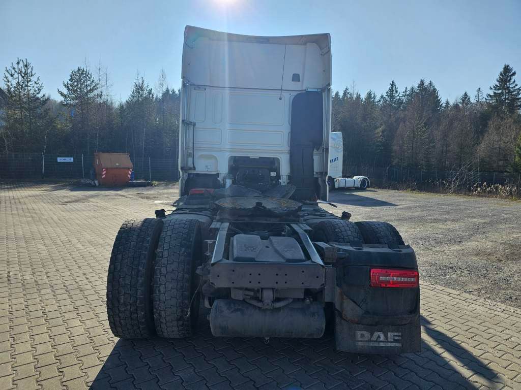 Fahrzeugabbildung DAF XF 530 SSC,ZF Intarder,Traxon,Stzandklima,Unfall