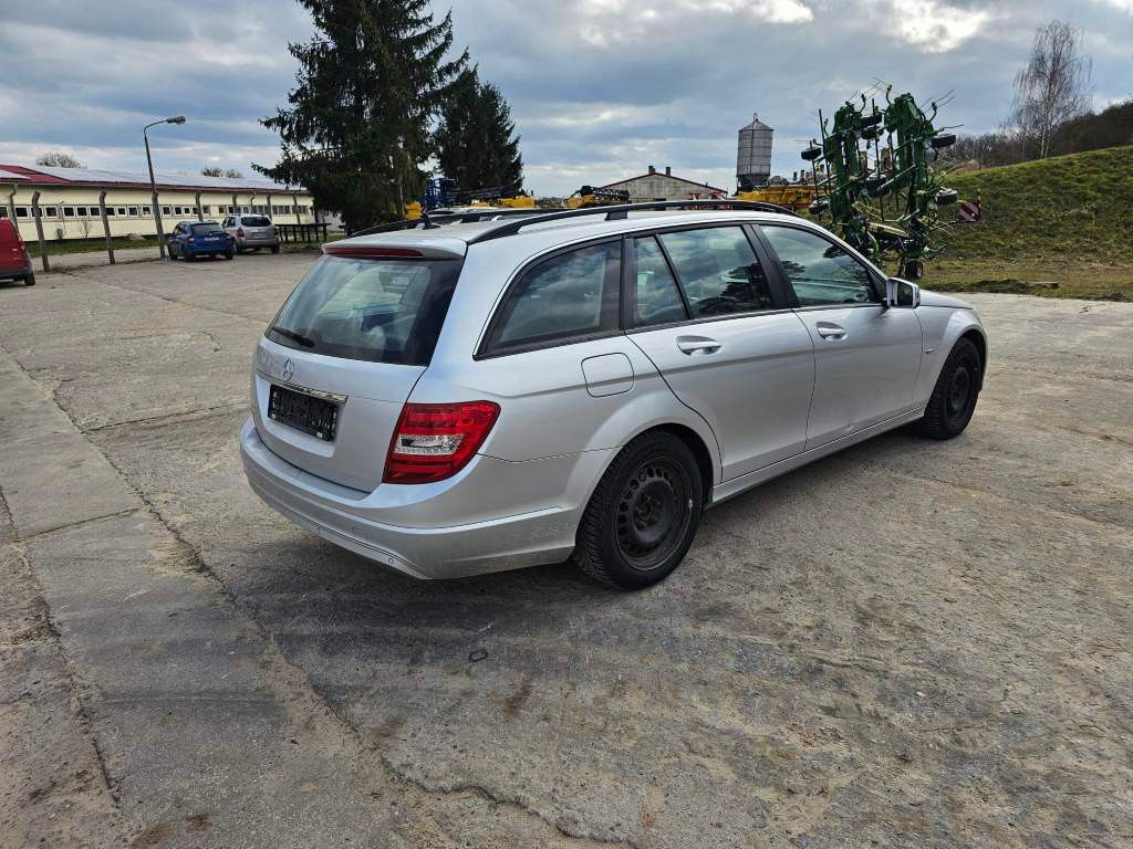 Fahrzeugabbildung Mercedes-Benz C 200 CDI T BlueEFFICIENCY